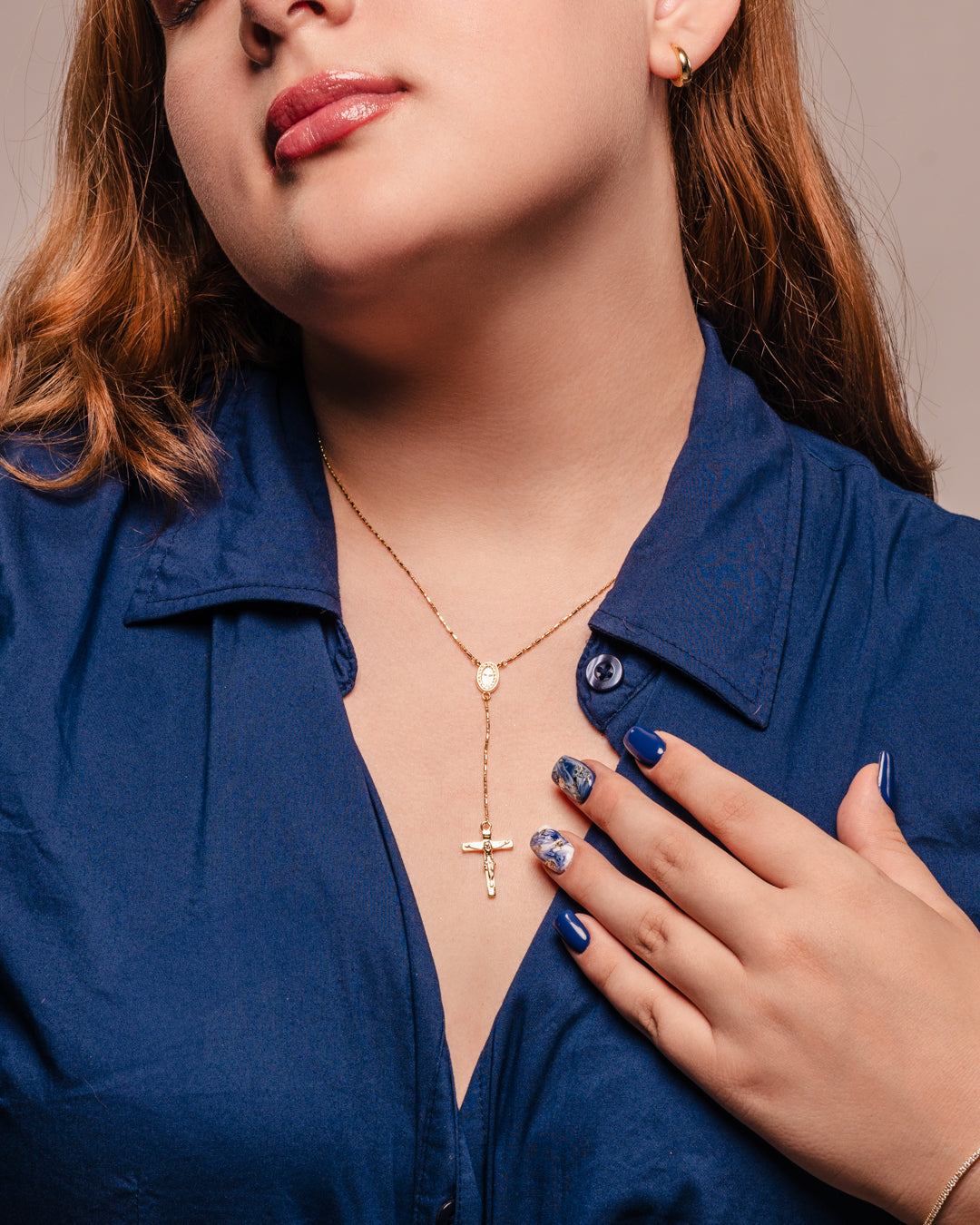 Cadena Rosario Minimalista Dorada | Plata 925 + Enchapado de Oro 18K | Dije de Cruz