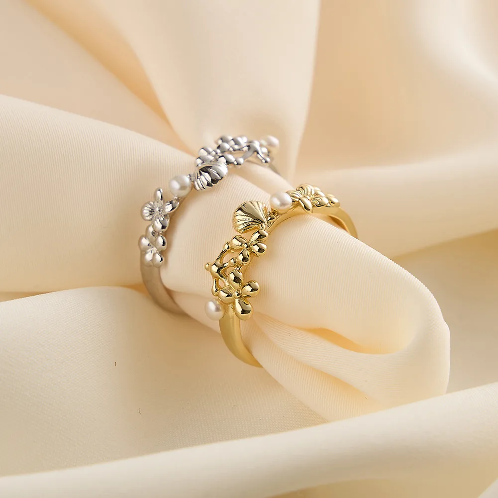 Anillo Plateado Ocean Pearl | Plata 925 + Enchapado de Oro Blanco | Perla de Agua Dulce
