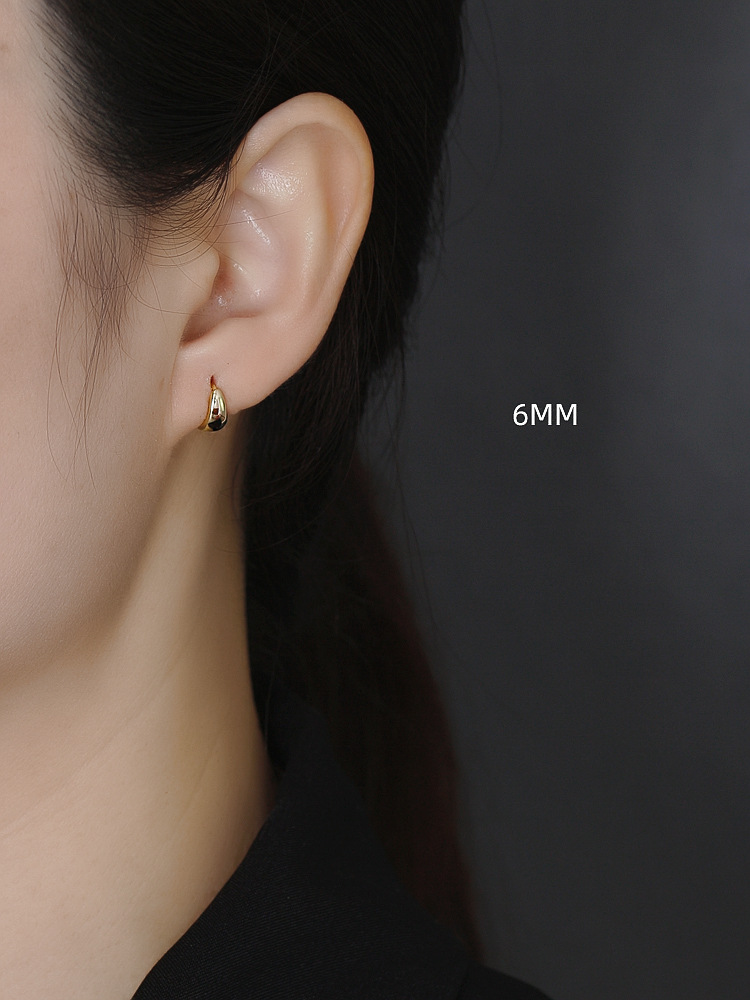 Aretes Dorados Geometric Bold 6mm | Plata 925 + Enchapado de Oro 18K | Diseño Minimalista